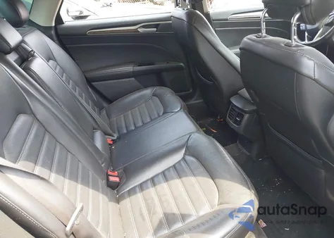 2013 Ford Fusion Se z USA, uszkodzony, nr VIN 3FA6P0H95DR381090